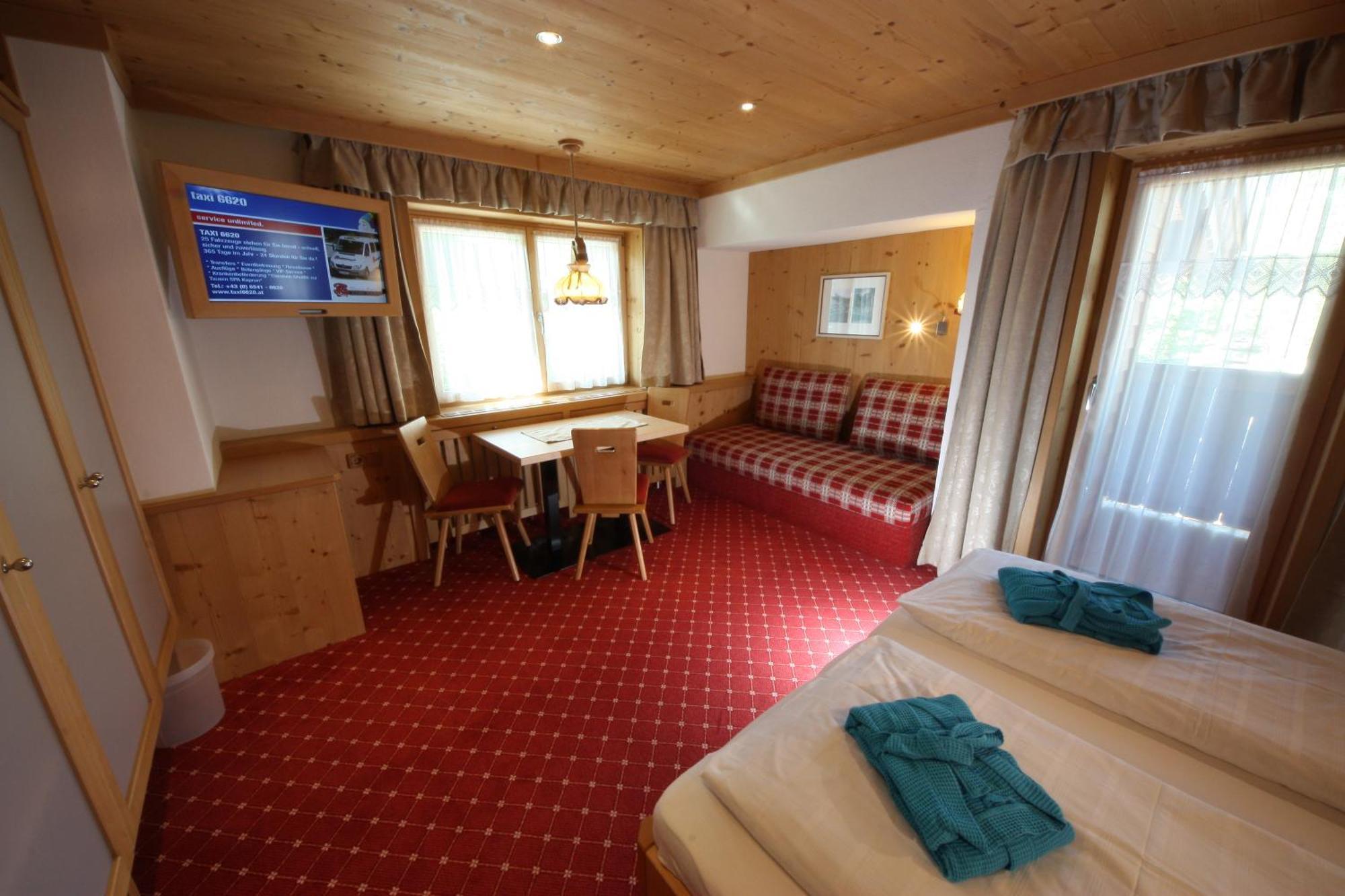 Talheimer Grias Di & Hoamat Since 1958 Inklusive Therme Tauern Spa & Jokercard Saalbach-Hinterglemm Room photo